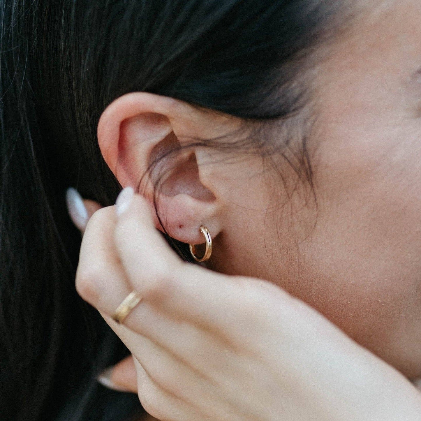 Mini Goldie Hoops